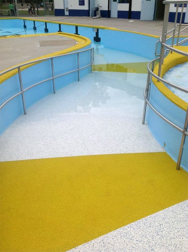 283526_536833459675800_220483754_n