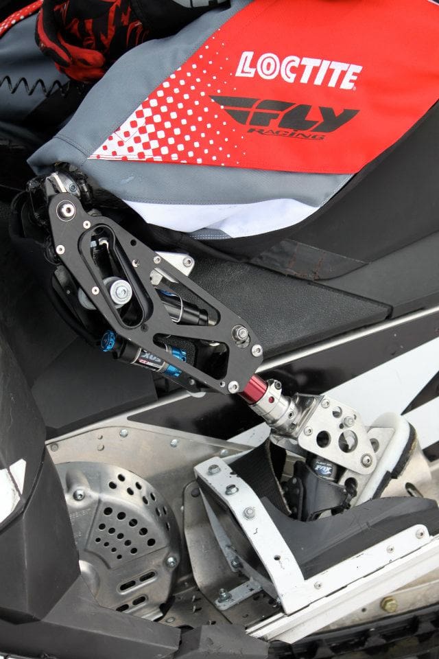 409358_334592953252107_174405332_n